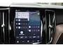 Volvo XC60 2.0 T6 PHEV Long range AWD Ultimate Dark|Luchtvering|Massage|Stoel+stuurverwarming|stoelverkoeling|HUD|Pano|Pilot assist|