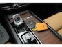 Volvo XC60 2.0 T6 PHEV Long range AWD Ultimate Dark|Luchtvering|Massage|Stoel+stuurverwarming|stoelverkoeling|HUD|Pano|Pilot assist|