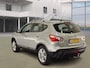 Nissan Qashqai 1.6 Connect Edition PANO NAVI PSENSOR CRUISE TREKHAAK 2 X SLEUTELS