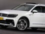 Volkswagen Tiguan 1.5 TSI ACT Highline Business R-Line (PANO, TREKHAAK, ADAPTIVE CRUISE, APPLE CARPLAY/ANDROID AUTO, 360 CAMERA)