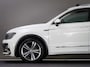Volkswagen Tiguan 1.5 TSI ACT Highline Business R-Line (PANO, TREKHAAK, ADAPTIVE CRUISE, APPLE CARPLAY/ANDROID AUTO, 360 CAMERA)