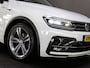 Volkswagen Tiguan 1.5 TSI ACT Highline Business R-Line (PANO, TREKHAAK, ADAPTIVE CRUISE, APPLE CARPLAY/ANDROID AUTO, 360 CAMERA)
