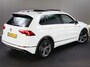 Volkswagen Tiguan 1.5 TSI ACT Highline Business R-Line (PANO, TREKHAAK, ADAPTIVE CRUISE, APPLE CARPLAY/ANDROID AUTO, 360 CAMERA)