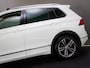 Volkswagen Tiguan 1.5 TSI ACT Highline Business R-Line (PANO, TREKHAAK, ADAPTIVE CRUISE, APPLE CARPLAY/ANDROID AUTO, 360 CAMERA)