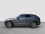 Alfa Romeo Stelvio 2.0 T 200pk AWD Super | 19'' velgen | Navigatie | Active suspension | Carplay | Elektrische stoelen | Adaptive crusie controle | Camera | Elektrische achterklep | Stoelgeheugen | Dodehoek detectie