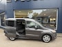 Ford Tourneo Connect Compact 1.0 Titanium | Trekhaak | All season banden | Panoramadak | Climate Control | Cruise control | Ruime Gezinsauto | Hoge zitpositie | 2x Zijschuifdeur | Parkeersensoren | Dakrails | Bluetooth |