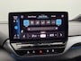 Volkswagen ID.5 Pro 77 kWh SOH 94,7% | Warmtepomp | Trekhaak | IQ Light | Head-Up Display | Panoramadak | Stoel/Stuurverwarming