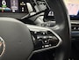 Volkswagen ID.5 Pro 77 kWh SOH 94,7% | Warmtepomp | Trekhaak | IQ Light | Head-Up Display | Panoramadak | Stoel/Stuurverwarming