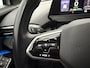 Volkswagen ID.5 Pro 77 kWh SOH 94,7% | Warmtepomp | Trekhaak | IQ Light | Head-Up Display | Panoramadak | Stoel/Stuurverwarming