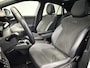 Volkswagen ID.5 Pro 77 kWh SOH 94,7% | Warmtepomp | Trekhaak | IQ Light | Head-Up Display | Panoramadak | Stoel/Stuurverwarming