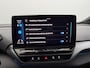 Volkswagen ID.5 Pro 77 kWh SOH 94,7% | Warmtepomp | Trekhaak | IQ Light | Head-Up Display | Panoramadak | Stoel/Stuurverwarming