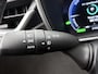 Toyota Corolla Touring Sports Hybrid 140 Dynamic BTW voertuig | Parkeersensoren voor+achter | Stoelverwarming | Draadloze telefoonlader | Navigatie | Apple CarPlay/Android auto |