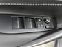 Toyota Corolla Touring Sports Hybrid 140 Dynamic BTW voertuig | Parkeersensoren voor+achter | Stoelverwarming | Draadloze telefoonlader | Navigatie | Apple CarPlay/Android auto |