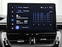 Toyota Corolla Touring Sports Hybrid 140 Dynamic BTW voertuig | Parkeersensoren voor+achter | Stoelverwarming | Draadloze telefoonlader | Navigatie | Apple CarPlay/Android auto |