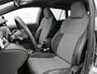 Toyota Corolla Touring Sports Hybrid 140 Dynamic BTW voertuig | Parkeersensoren voor+achter | Stoelverwarming | Draadloze telefoonlader | Navigatie | Apple CarPlay/Android auto |