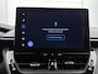Toyota Corolla Touring Sports Hybrid 140 Dynamic BTW voertuig | Parkeersensoren voor+achter | Stoelverwarming | Draadloze telefoonlader | Navigatie | Apple CarPlay/Android auto |