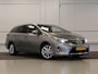 Toyota Auris Touring Sports 1.8 Hybrid Lease+ Trekhaak Xenon Navi Clima Cruise Stoelverwarming Pano
