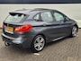 BMW 2-Serie Active Tourer 218i High Executive Launch Edition | M-Sport | Schuif/Kantel-Dak | Leder | Trekhaak | Head Up Display | 100% Dealer Onderhouden
