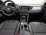 Kia Niro Hybrid 1.6 GDi DynamicLine Automaat (APPLE CARPLAY, NAVIGATIE, CAMERA, LEDER, SPORTSTOELEN, LANE ASSIST, CRUISE, NIEUWSTAAT)