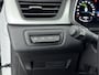 Renault Captur 1.3 TCe 140Pk Intens | Navigatie | Stoelverwarming | Apple Carplay/Android Auto | Parkeersensoren Voor & Achter | Achteruitrijcamera | Climate Control | Cruise Control | Trekhaak | Keyless Entry | Lichtmetalen Velgen | Privacy Glass |