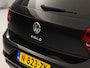 Volkswagen Polo 1.0 TSI R-Line Sport Automaat (PANORAMADAK, 2X R-LINE, VIRTUAL COCKPIT, APPLE CARPLAY, GROOT NAVI, STOELVERWARMING, LED KOPLAMPEN, ADAPTIVE CRUISE, GETINT GLAS, NIEUWSTAAT)