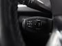 Peugeot 2008 1.2 PureTech Allure Sport Automaat (PANORAMADAK, APPLE CARPLAY, NAVIGATIE, CLIMATE, CAMERA, LEDER, SPORTSTOELEN, GETINT GLAS, CRUISE, NIEUWE APK, NIEUWSTAAT)