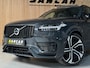 Volvo XC90 2.0 T8 Recharge AWD R-Design LONG RANGE|PANO|LUCHTVERING|TREKHAAK|H&K|HUD|360 CAM|22 INCH