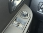 Renault Clio 0.9 TCe Eco2 Limited Navigatie | PDC Achter | Airco |