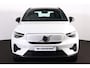 Volvo XC40 Recharge Plus 70 kWh - IntelliSafe Assist & Surround - Parkeercamera achter - Verwarmde voorstoelen & stuur - Parkeersensoren voor & achter - Draadloze tel. lader - Warmtepomp - Inklapbare trekhaak - 19' LMV