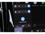 Volvo XC40 B4 Plus Dark | Trekhaak | Verwarmbare voorstoelen en stuurwiel | Premium audio by Harman Kardon | Adaptieve cruise control | Verwarmbare voorruit | Keyless | Elektrische achterklep | Apple carplay/Android auto