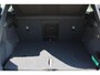 Volvo XC40 B4 Plus Dark | Trekhaak | Verwarmbare voorstoelen en stuurwiel | Premium audio by Harman Kardon | Adaptieve cruise control | Verwarmbare voorruit | Keyless | Elektrische achterklep | Apple carplay/Android auto