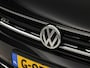 Volkswagen Tiguan 1.5 TSI ACT R-Line Sport 150Pk Automaat (PANORAMADAK, VIRTUAL COCKPIT, APPLE CARPLAY, GROOT NAVI, ZWART HEMEL, MASSAGE, STOELVERWARMING, MODE KNOP, KEYLESS, NIEUWSTAAT)