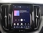 Volvo XC60 2.0 T6 Plug-in hybrid AWD Plus Dark | Panoramadak | Elektr. Trekhaak | Adaptieve Cruise Control | Harman/Kardon Audio |
