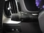 Volvo XC60 2.0 T6 Plug-in hybrid AWD Plus Dark | Panoramadak | Elektr. Trekhaak | Adaptieve Cruise Control | Harman/Kardon Audio |