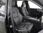 Volvo XC60 2.0 T6 Plug-in hybrid AWD Plus Dark | Panoramadak | Elektr. Trekhaak | Adaptieve Cruise Control | Harman/Kardon Audio |