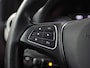 Mercedes-Benz B-klasse 180 Sport Automaat (GROOT NAVI, CAMERA, STOELVERWARMING, ZWART HEMEL, SPORTSTOELEN, CRUISE, KEYLESS START, NIEUWSTAAT)