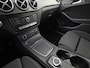 Mercedes-Benz B-klasse 180 Sport Automaat (GROOT NAVI, CAMERA, STOELVERWARMING, ZWART HEMEL, SPORTSTOELEN, CRUISE, KEYLESS START, NIEUWSTAAT)