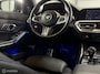 BMW 3-Serie 320i High Executive M Sport | Pano | ACC | Virtual Cockpit | Dodehoek | Leer | Sfeer | Stoelverwarming | Driving Assistant Professional | 184PK