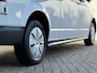 Volkswagen Transporter 2.0 TDI L2H3 28 Comfortline Carplay Cruise Navigatie Airco Trekhaak 3 Zitplaatsen