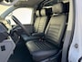 Volkswagen Transporter 2.0 TDI L2H3 28 Comfortline Carplay Cruise Navigatie Airco Trekhaak 3 Zitplaatsen