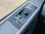 Volkswagen Transporter 2.0 TDI L2H3 28 Comfortline Carplay Cruise Navigatie Airco Trekhaak 3 Zitplaatsen