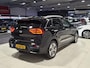 Kia Niro EV e-Niro DynamicPlusLine 64 kWh SOH 100%, Stoel en stuur verwarming, Schuif kantel dak, Apple Carplay/Android Auto, Navigatie, Camera.