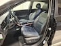 Kia Niro EV e-Niro DynamicPlusLine 64 kWh SOH 100%, Stoel en stuur verwarming, Schuif kantel dak, Apple Carplay/Android Auto, Navigatie, Camera.