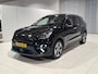 Kia Niro EV e-Niro DynamicPlusLine 64 kWh SOH 100%, Stoel en stuur verwarming, Schuif kantel dak, Apple Carplay/Android Auto, Navigatie, Camera.