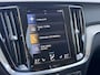Volvo V60 T6 AUT8 310PK Inscription, Standkachel | Adaptieve Cruise Control met Pilot Assist | BLIS Dodehoekdetectie | 19 inch lichtmetalen velgen | Trekhaak, semi elektrisch inklapbaar | Park Assist voor & achter met camera |