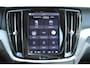 Volvo V60 T8 Plug-in hybrid AWD Plus Dark | Panoramisch schuif-/kanteldak | Trekhaak, inklapbaar | 360 graden camera | Head-up display | Verwarmbare voorstoelen, achterbank en stuurwiel | Premium audio by Harman Kardon | Elektrisch verstelbare voorstoelen met geheugenfunctie | Extra getint glas | Pilot assist