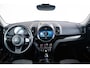 MINI Countryman Cooper S E ALL4 Panoramadak - Active Cruise Control - Harman Kardon - Elektrisch verstelbare/verwarmde stoelen - Comfort acces - Elektrisch inklapbare buitenspiegels - Driving/Park Assistant -