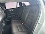 Volvo V60 B4 Essential Edition | Parkeercamera | Stoel- en stuurverwarming | Trekhaak | Getint glas