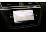 Volkswagen Tiguan 1.4 e-HYBRID Elegance [ Panoramadak Virtual cockpit Adapt.cruise ]