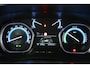Toyota PROACE Electric Worker 75 kWh L2H1 Long Range | Snelladen | SOH 93% | Clima | Cruise | Camera | Carplay | 3 Zits | Navi | Parkeersens.